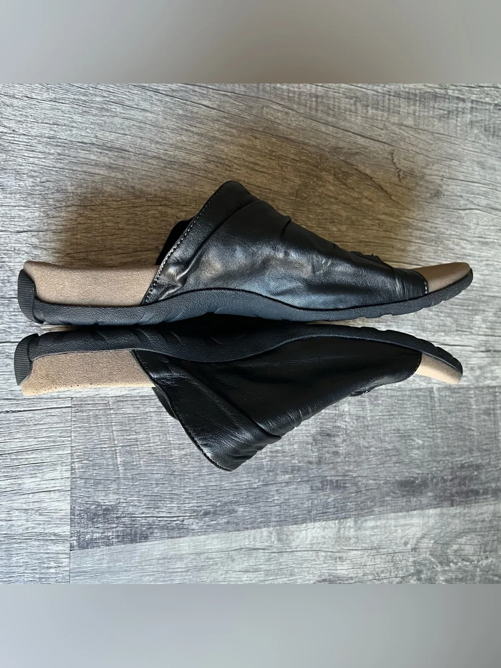 Taos Footwear soft ruched
